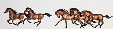 CINCO CABALLOS  - Horses running  by Chris Navarro